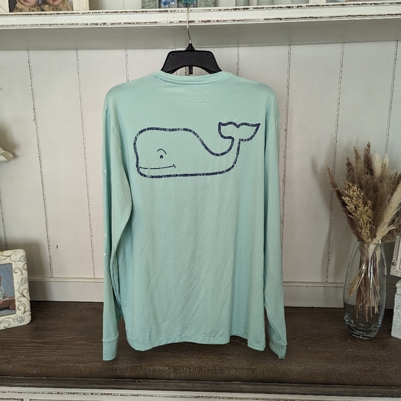 Men's Vineyard Vines Performance Tshirt - Picture 6 of 6